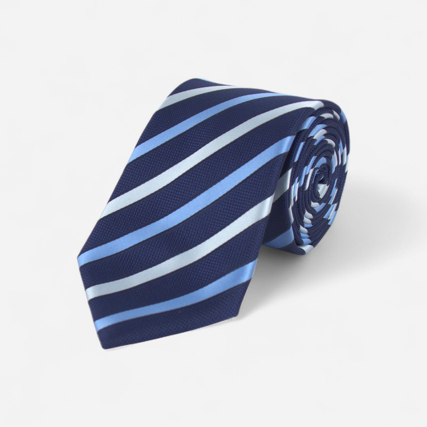 Cravate bleu marine rayée