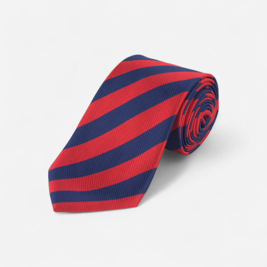 Cravate rayée rouge et bleu marine